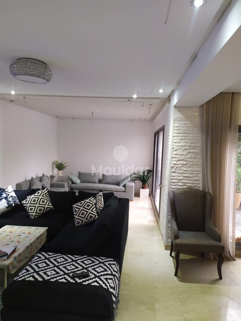 Villa à vendre à Dar Bouazza : Espace et Élégance - Photo 3