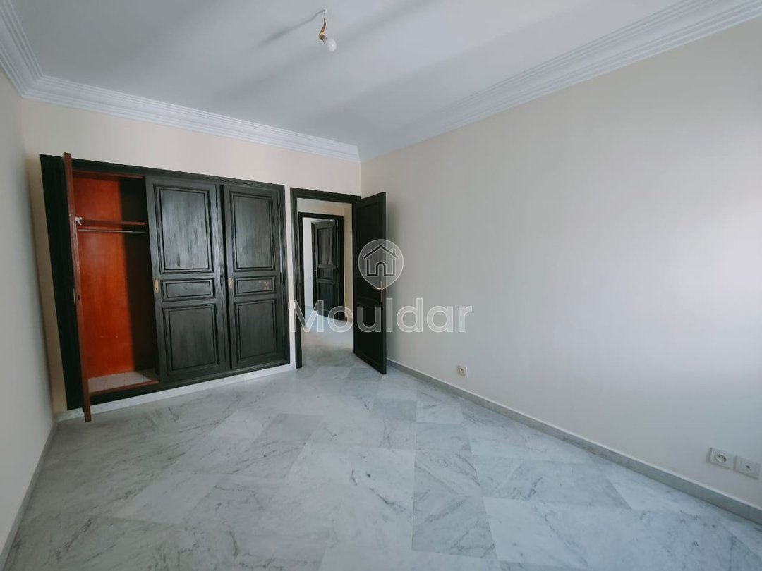 Spacious Apartment for Sale in Casablanca - 3 Bedrooms, 190m² - Photo 5