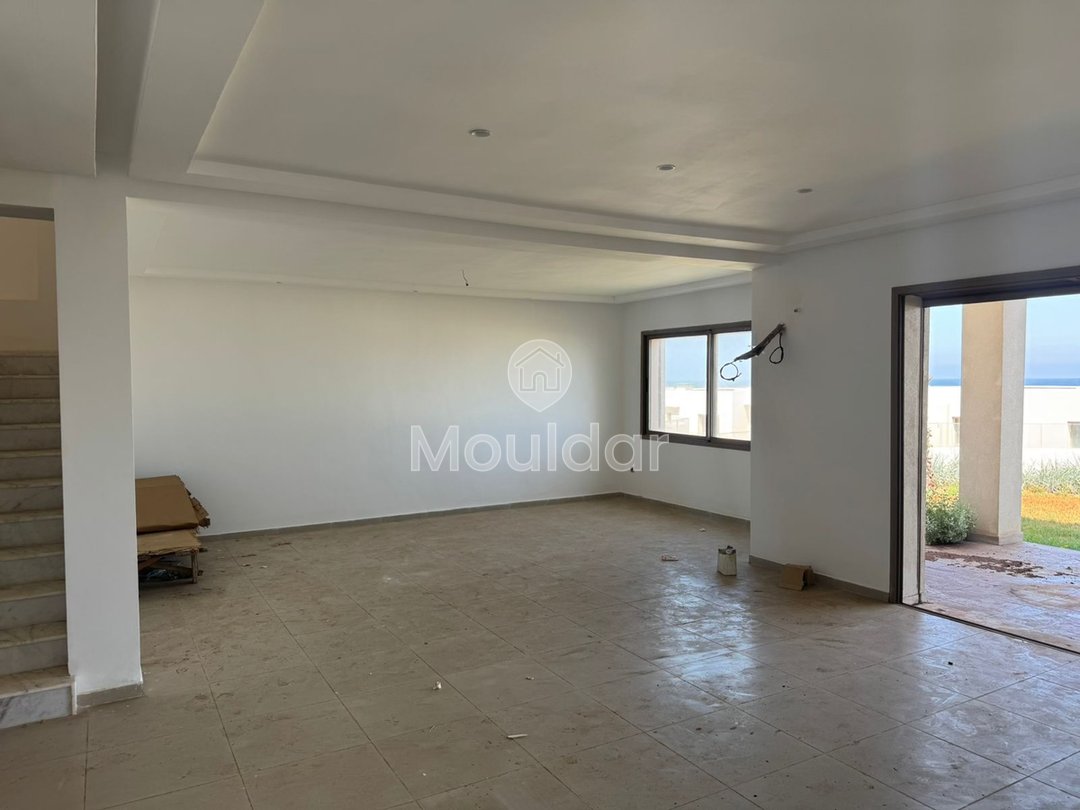 Villa Spacieuse à Dar Bouazza : 4 Chambres à Vendre - Photo 3