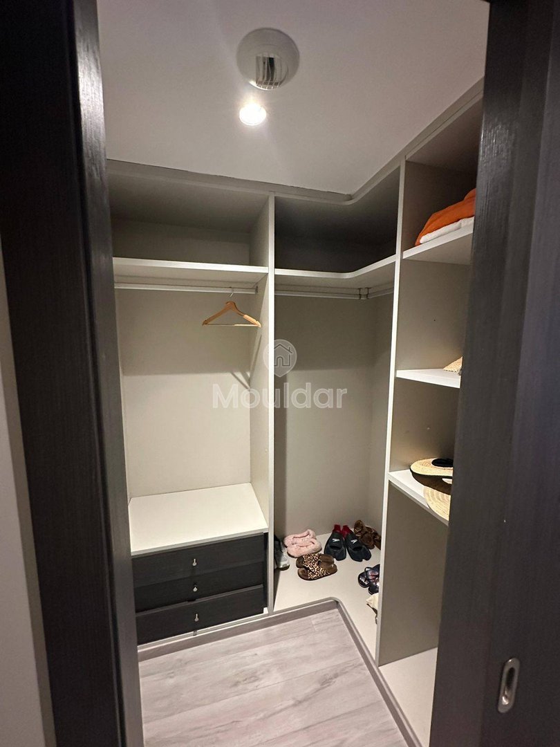 Aïn Diab'da Kiralık Daireler: 3 Geniş Oda - Photo 8