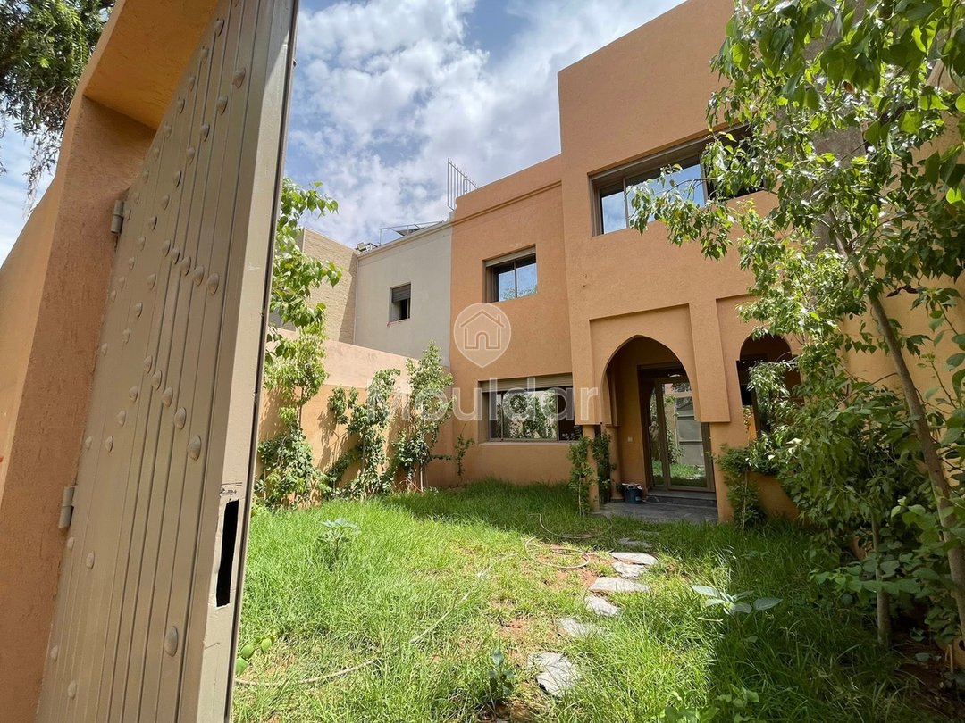 Villa Moderna da Vendere a Marrakech - Targa: Eleganza e Spazio - Photo 1