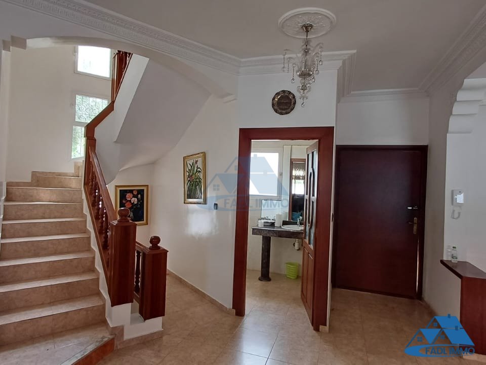 VENTA VILLA DE 250 M2 EN HARHOURA TEMARA - Photo 2
