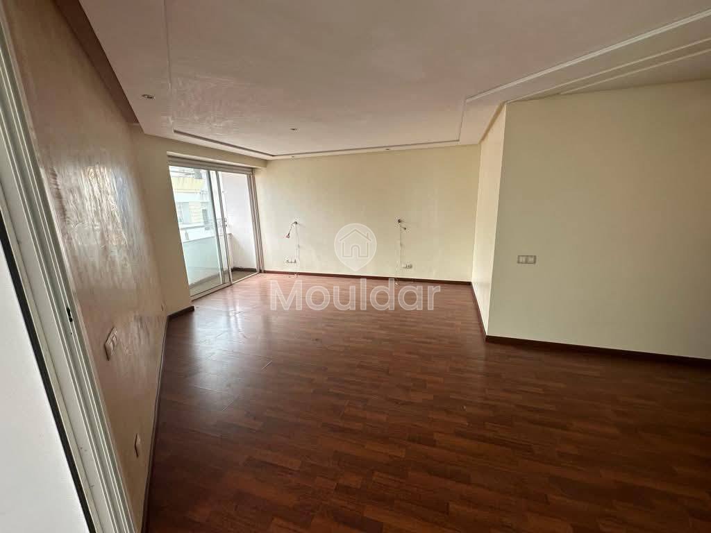 شقة ساحرة للإيجار في الدار البيضاء - 4 غرف نوم - Photo 3