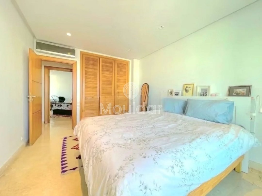 Racine'in kalbinde, 3 odalı muhteşem bir daire kiralık - Photo 3