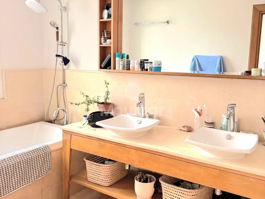 Racine'in kalbinde, 3 odalı muhteşem bir daire kiralık - Photo 13