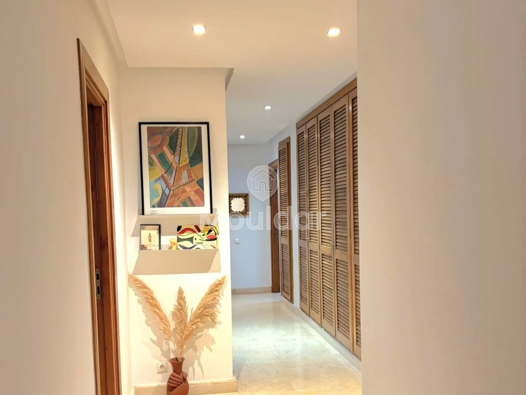 Racine'in kalbinde, 3 odalı muhteşem bir daire kiralık - Photo 8