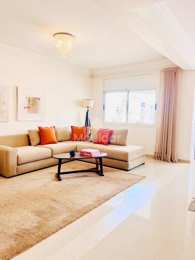 Przestronne mieszkanie do wynajęcia w Agdal, Rabat - 2 sypialnie - Photo 1