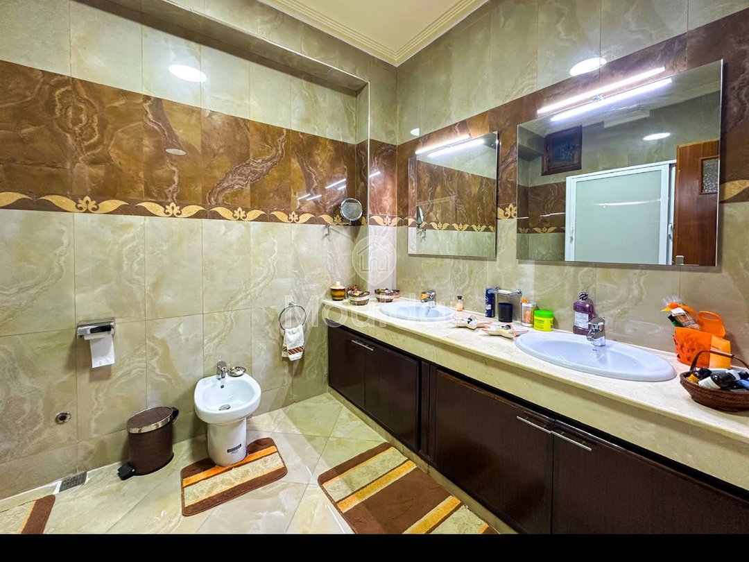 شقة للإيجار في طنجة: 3 غرف نوم، 219 متر مربع من الراحة - Photo 13