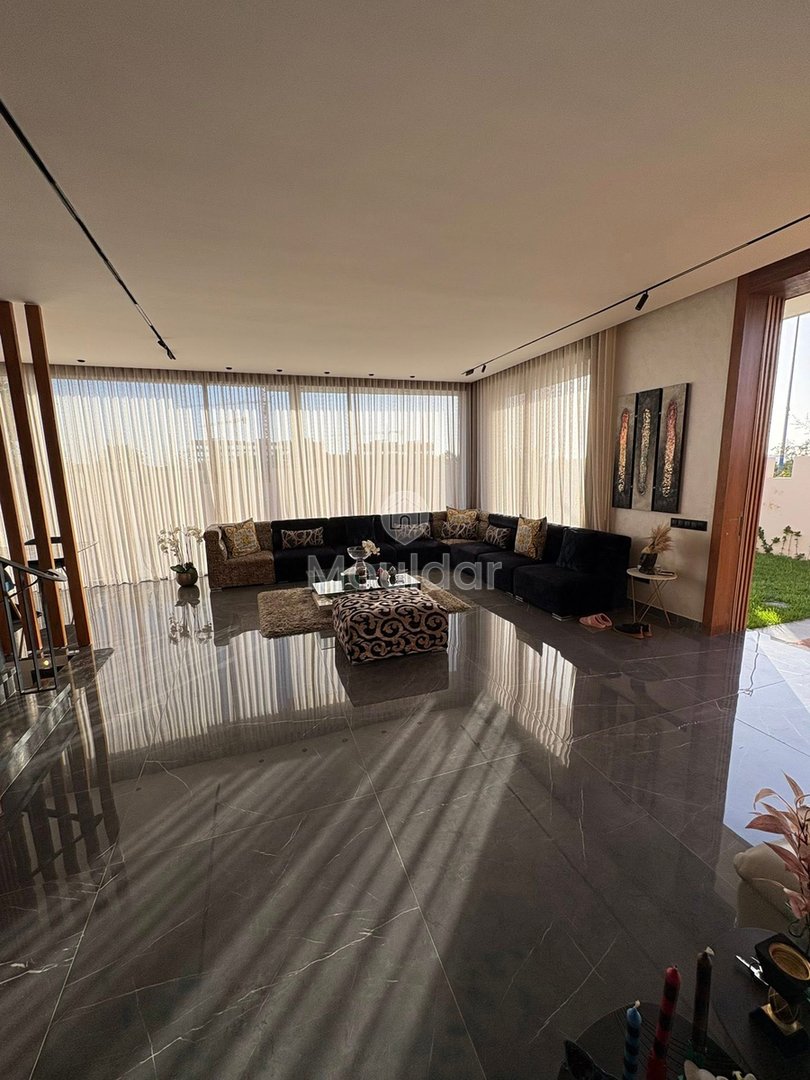 Élégante Villa à Vendre à Dar Bouazza - 4 Chambres Spacieuses - Photo 9