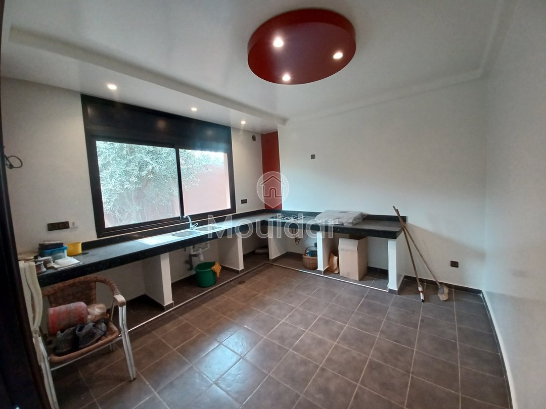 Villa Spacieuse à Marrakech : 4 Chambres, 240m² à Saisir - Photo 21