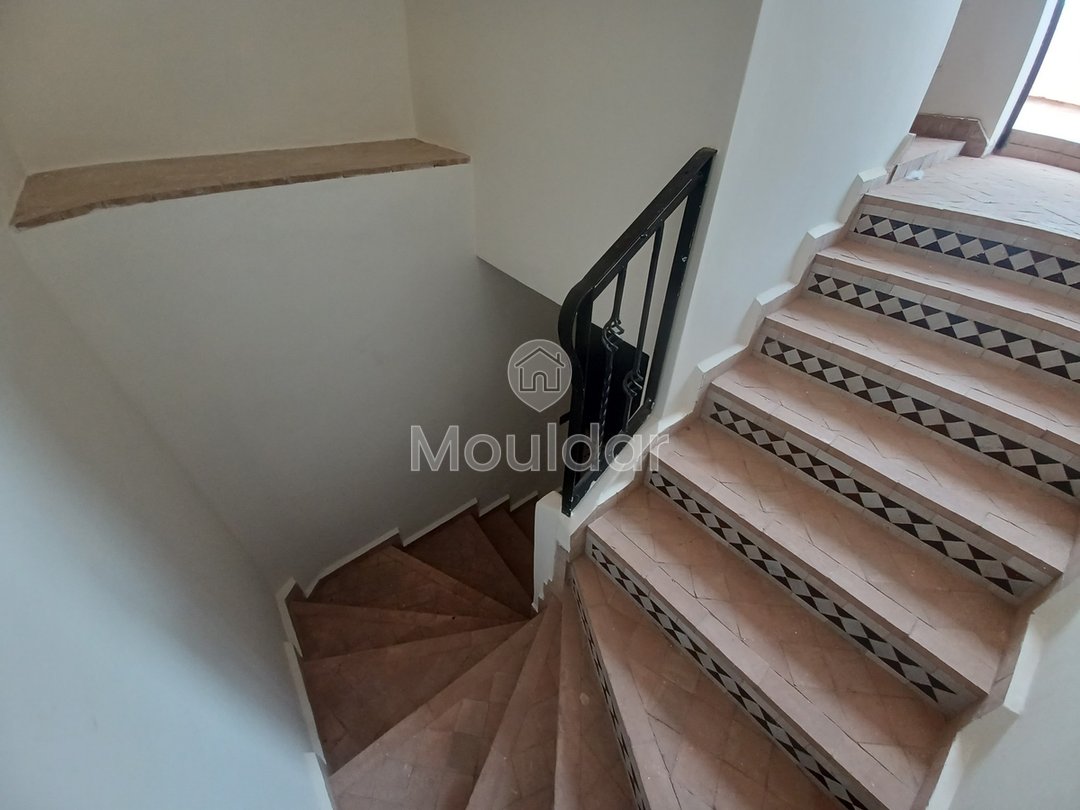 Villa Spacieuse à Marrakech : 4 Chambres, 240m² à Saisir - Photo 18