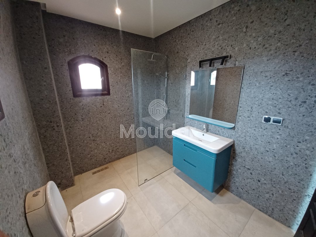 Villa Spacieuse à Marrakech : 4 Chambres, 240m² à Saisir - Photo 24