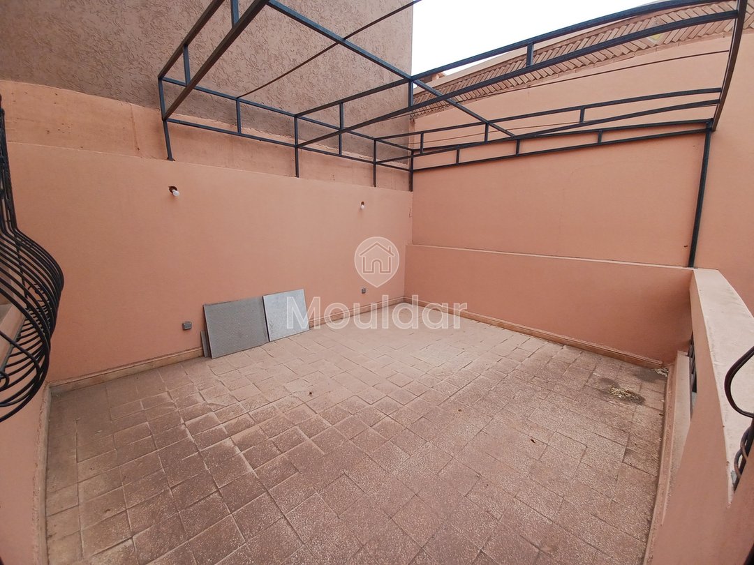Villa Spacieuse à Marrakech : 4 Chambres, 240m² à Saisir - Photo 13