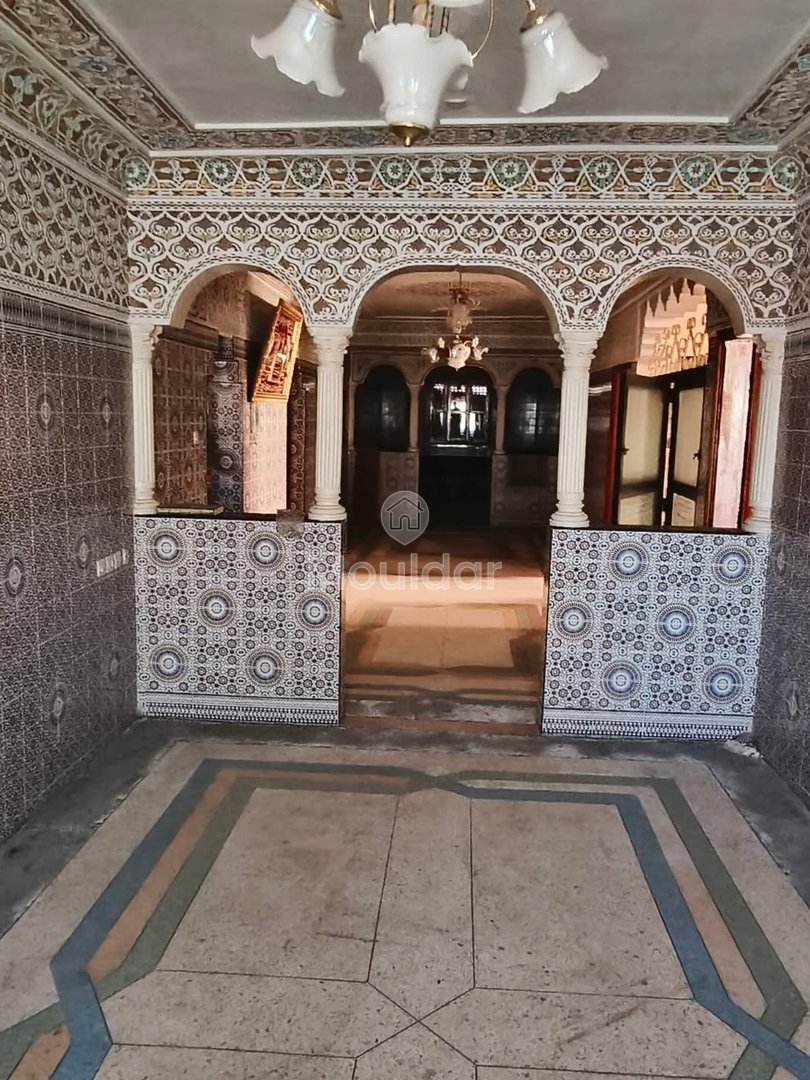 منزل واسع في القنيطرة: 12 غرفة، 3 طوابق للبيع - Photo 1