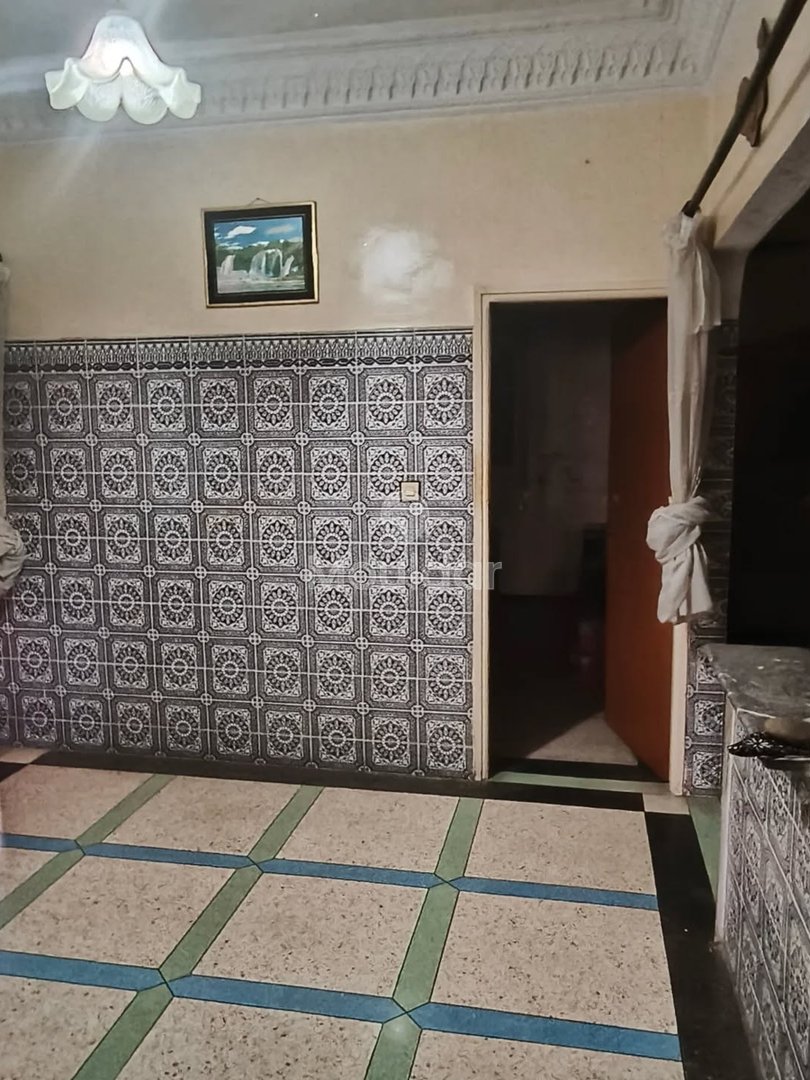 منزل واسع في القنيطرة: 12 غرفة، 3 طوابق للبيع - Photo 2