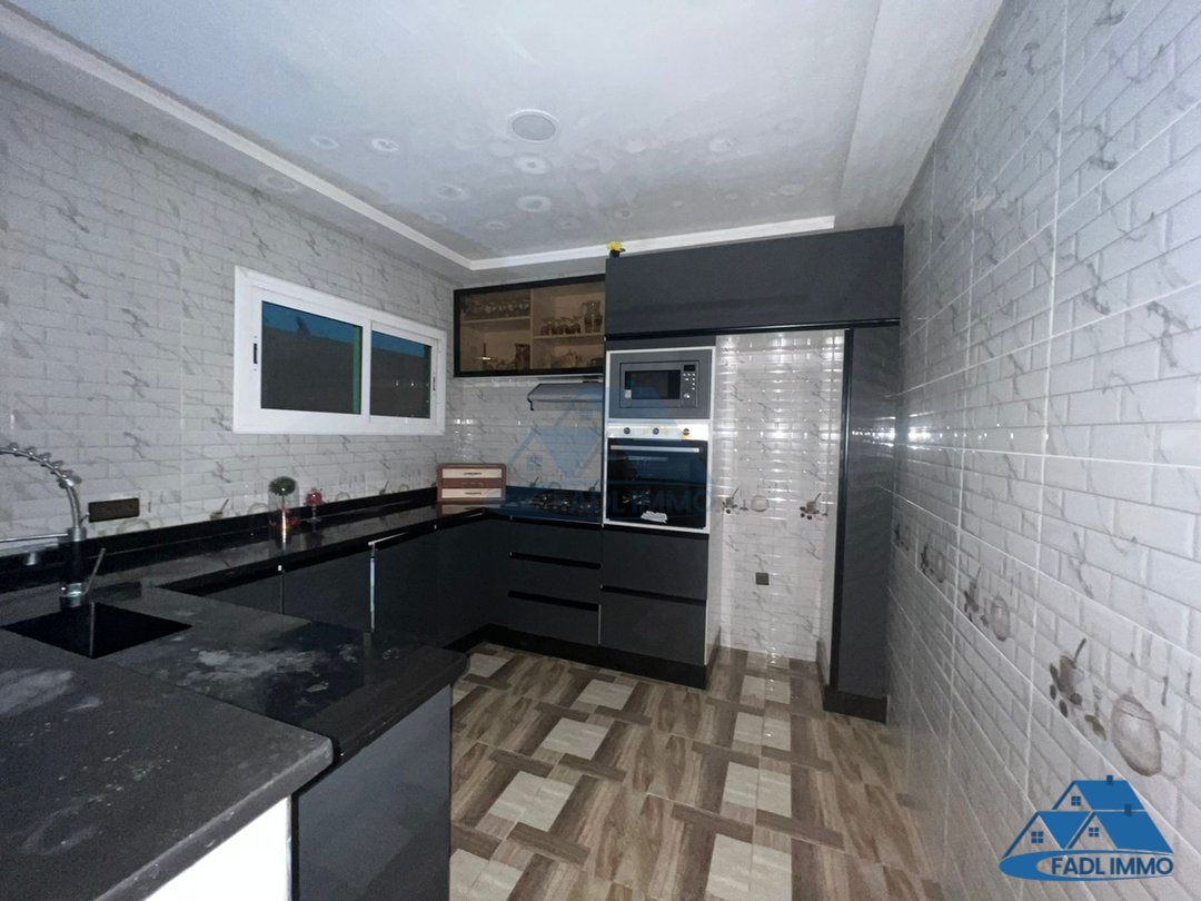 Großzügiges Haus zum Verkauf in Ouled Oujih, Kenitra - Photo 17