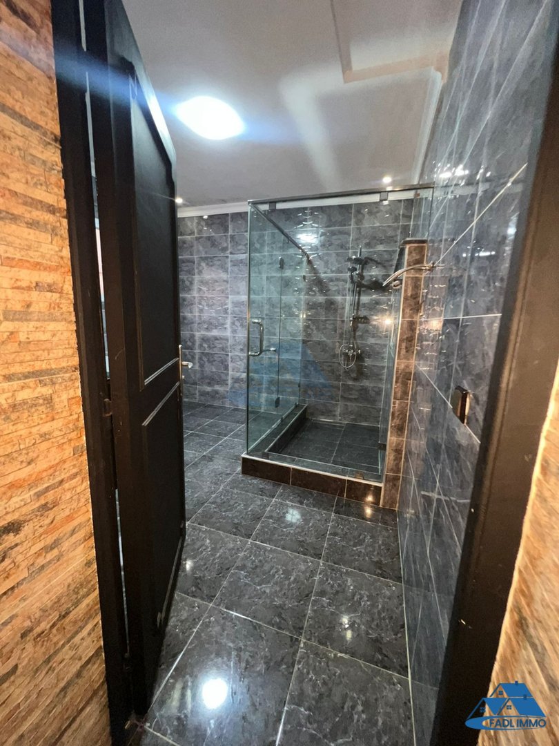 Großzügiges Haus zum Verkauf in Ouled Oujih, Kenitra - Photo 7