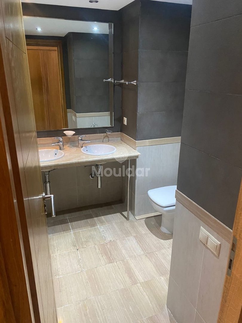 Kiralık: Üç Yatak Odalı Geniş Daire Triangle d’Or - Photo 8