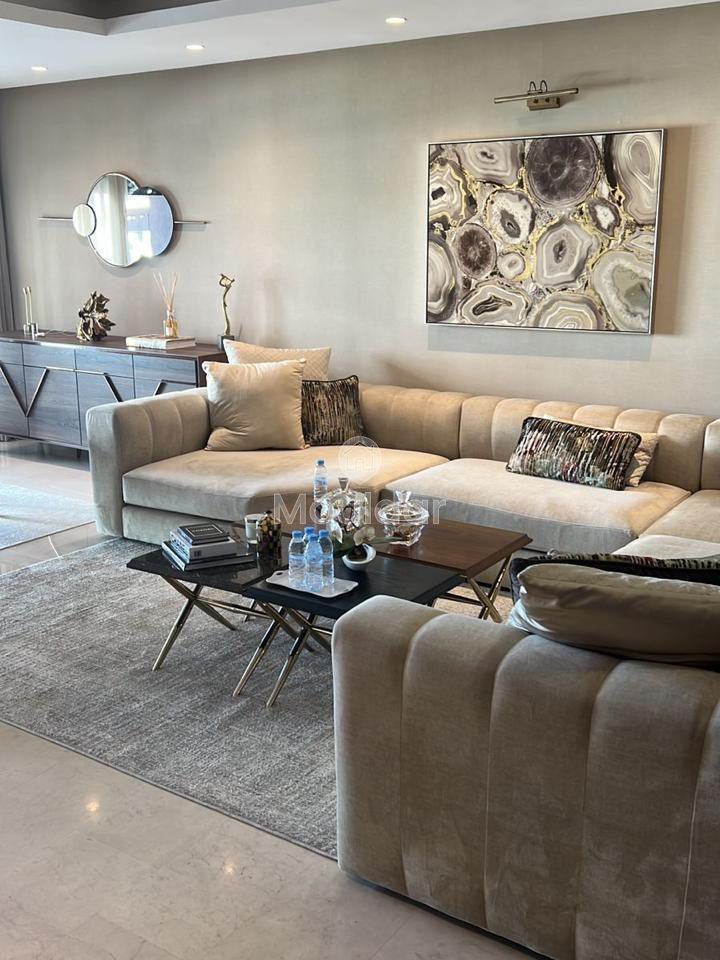 شقة للايجار: 160م² في قلب عين دياب - Photo 1