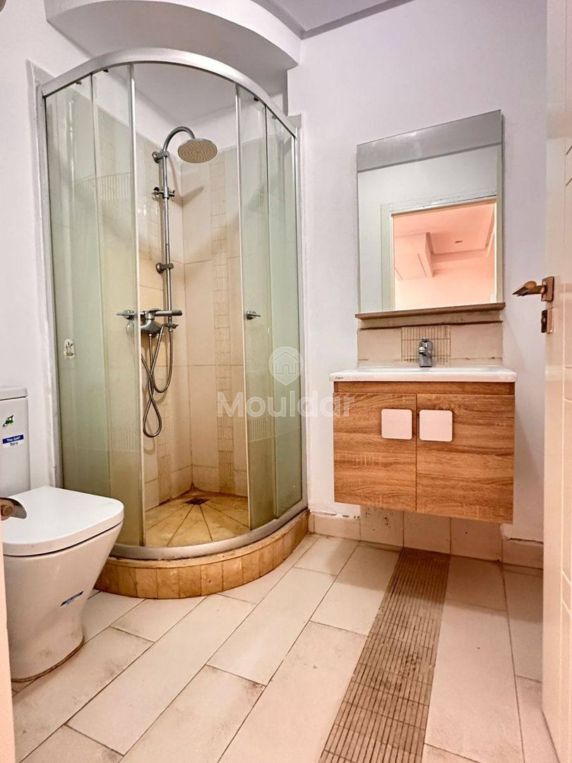 Abdou Chakir
 Kiralık Stüdyo – Bd Abdelmoumen / Quartier des Hôpitaux - Photo 6