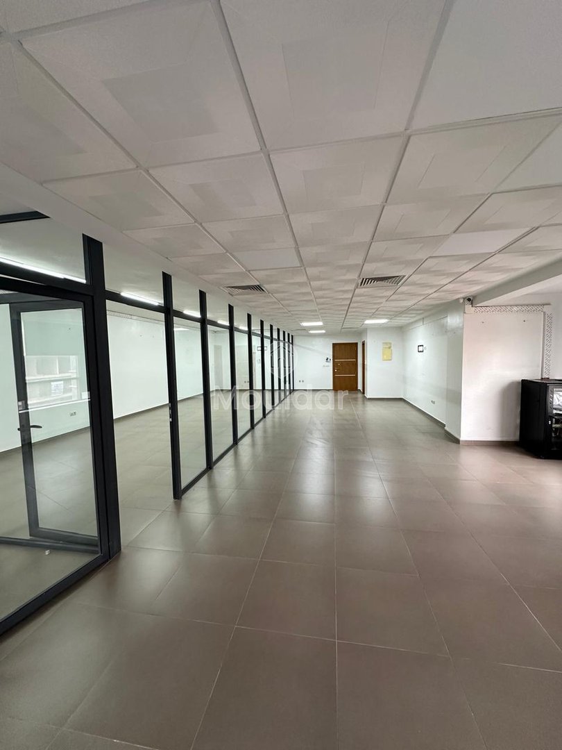Kiralık ofis Casablanca'da: 130 m² 5. katta - Photo 2