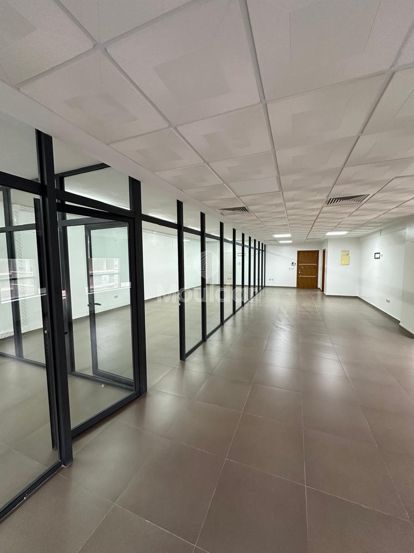 Kiralık ofis Casablanca'da: 130 m² 5. katta - Photo 6
