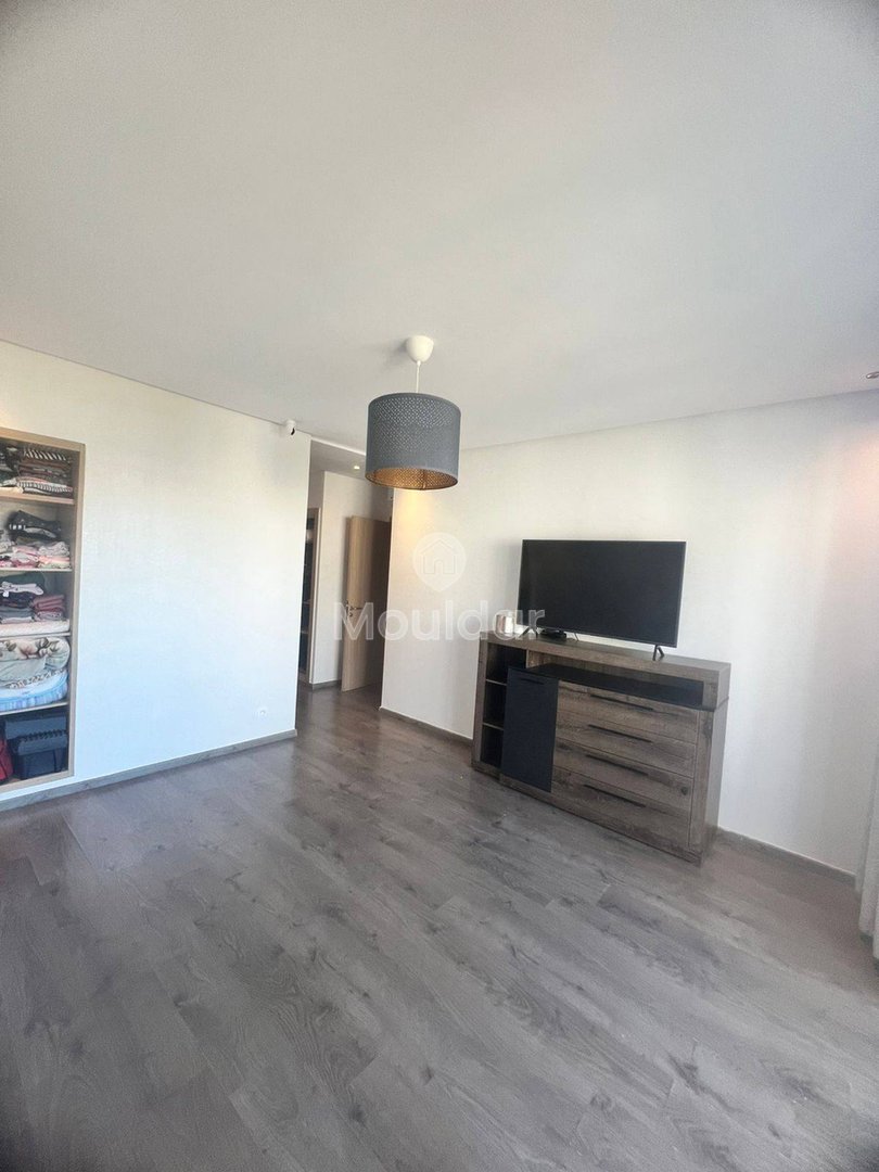 Apartment for Sale in Dar Bouazza: Comfort and Space - Photo 7