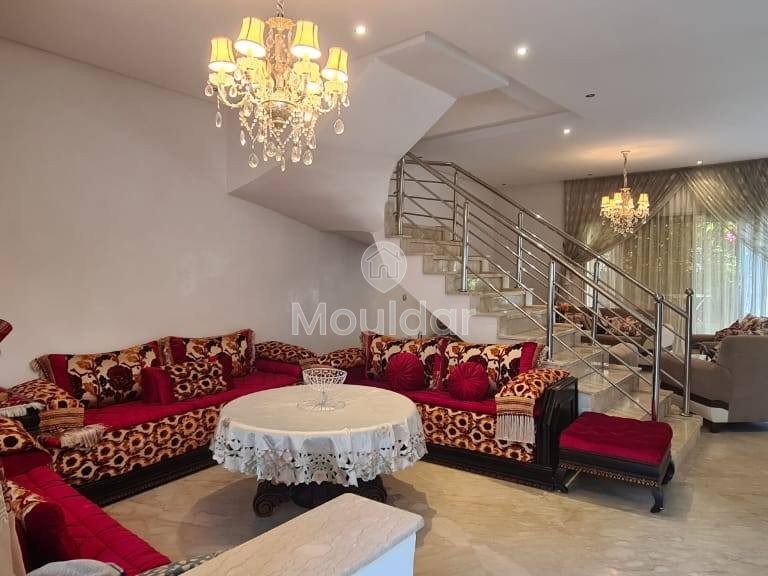 Villa à Vendre à Dar Bouazza : Luxe et Espace - Photo 1