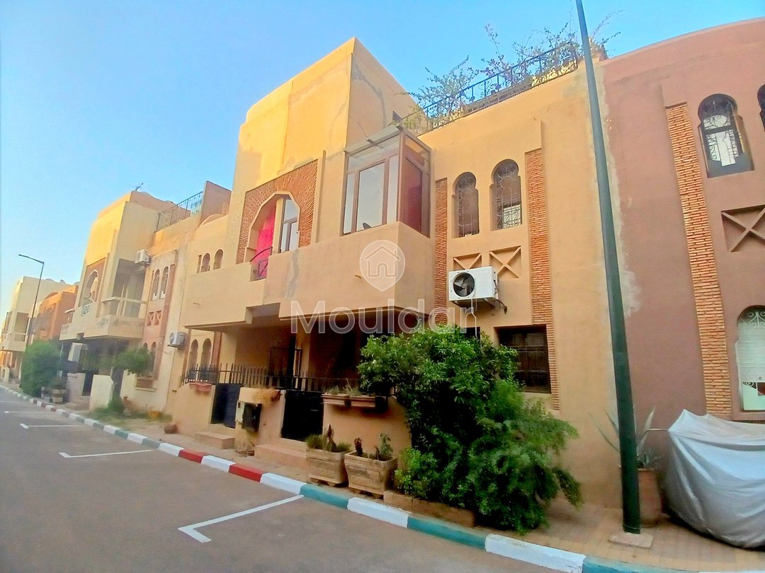 منزل للبيع في مراكش: 3 غرف نوم، مساحة واسعة - Photo 11