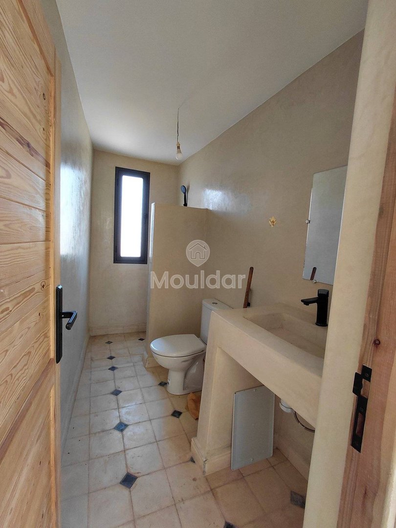 Luxury Villa for Rent: 5 Bedrooms with Garden and Pool - Photo 28