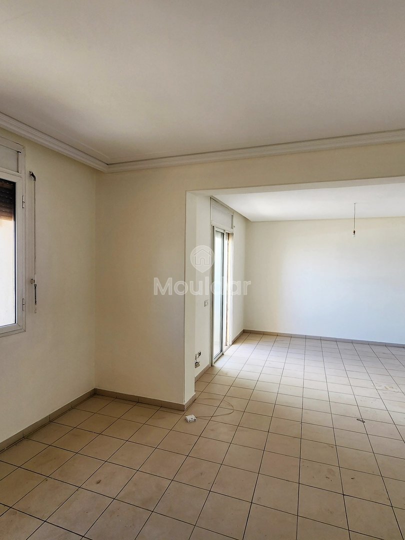 Spacious Apartment for Sale in Rabat – 3 Bedrooms - Photo 4