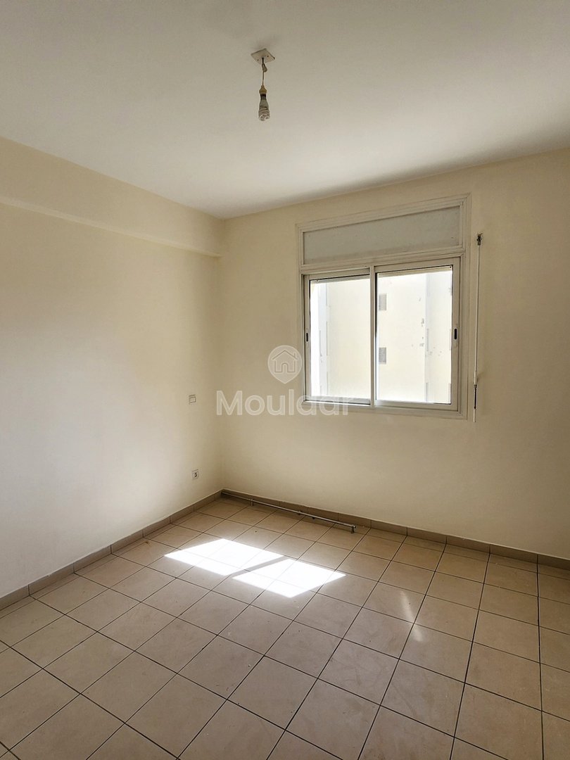 Spacious Apartment for Sale in Rabat – 3 Bedrooms - Photo 2