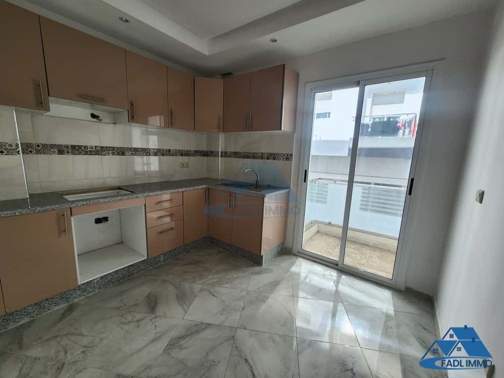 بيع شقة واجهة 7م في أسواق السلام القنيطرة - Photo 2