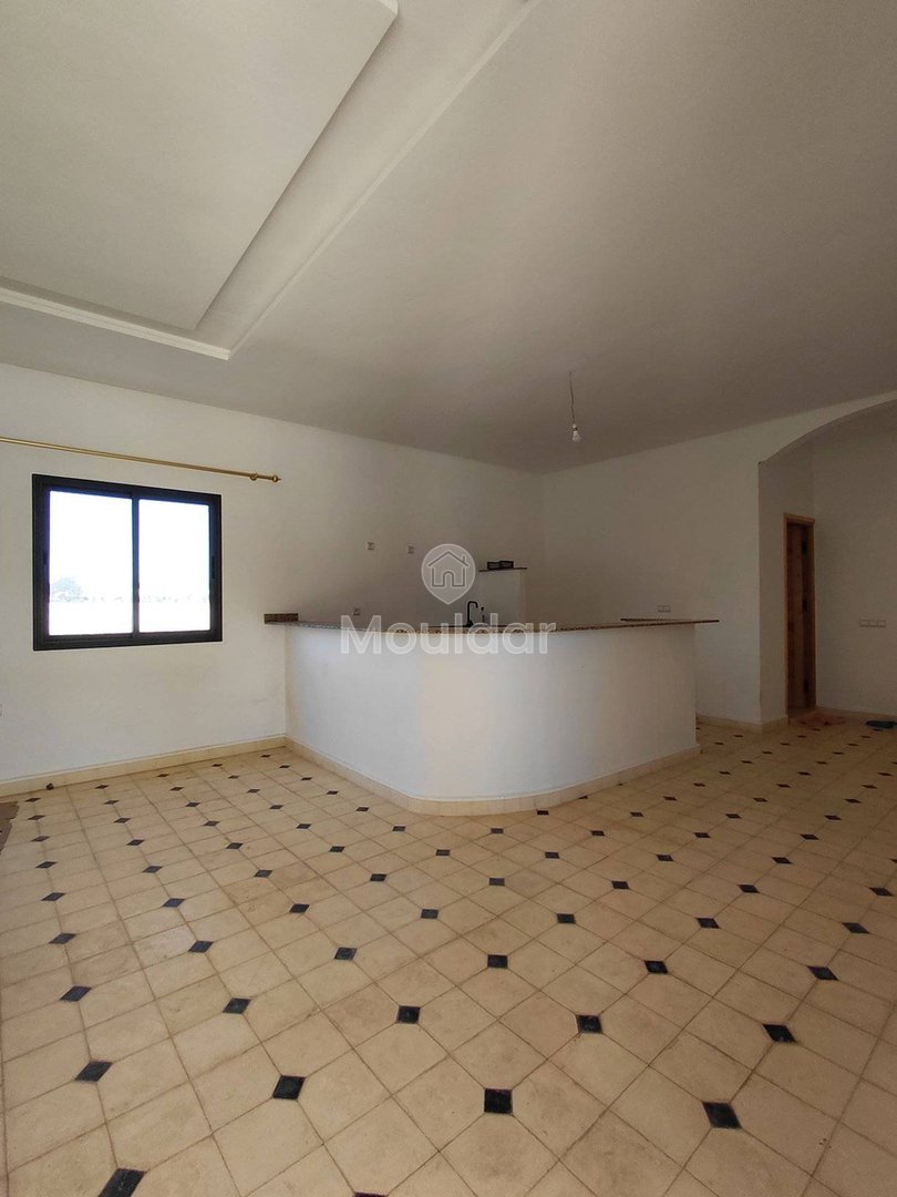 Luxury Villa for Rent: 5 Bedrooms with Garden and Pool - Photo 12