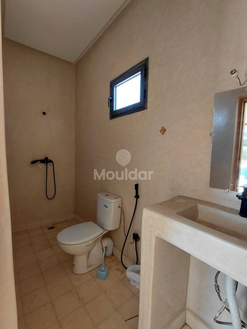 Luxury Villa for Rent: 5 Bedrooms with Garden and Pool - Photo 27