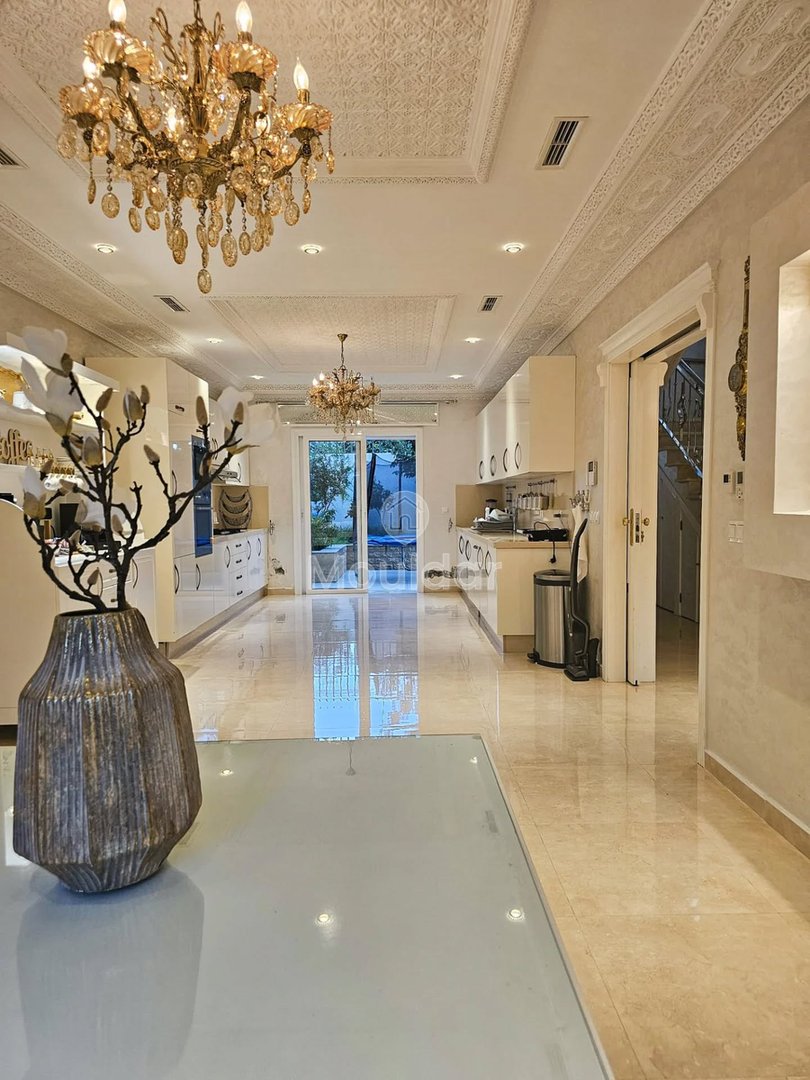 فيلا رائعة للبيع في طنجة مع مسبح ومرافق - Photo 8