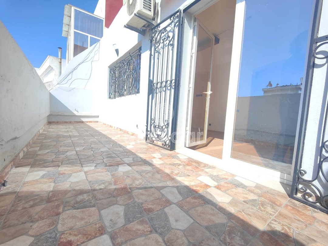 Splendido appartamento con 2 camere da letto da affittare a Casablanca Bourgogne - Photo 5