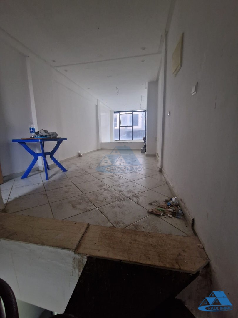 LOCALE COMMERCIALE DI 48 M2 DA AFFITTARE A HADDADA KENITRA - Photo 3