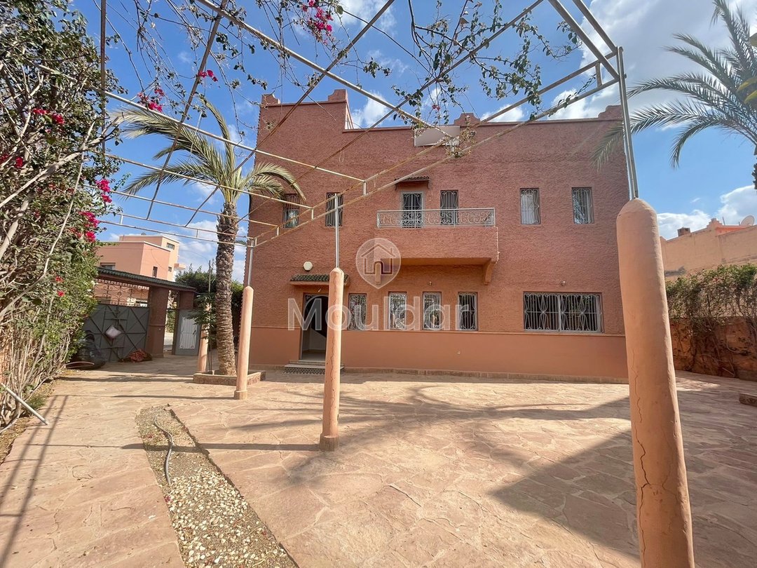 Villa de Luxe à Louer à Marrakech avec Balcon et 5 Chambres - Photo 1