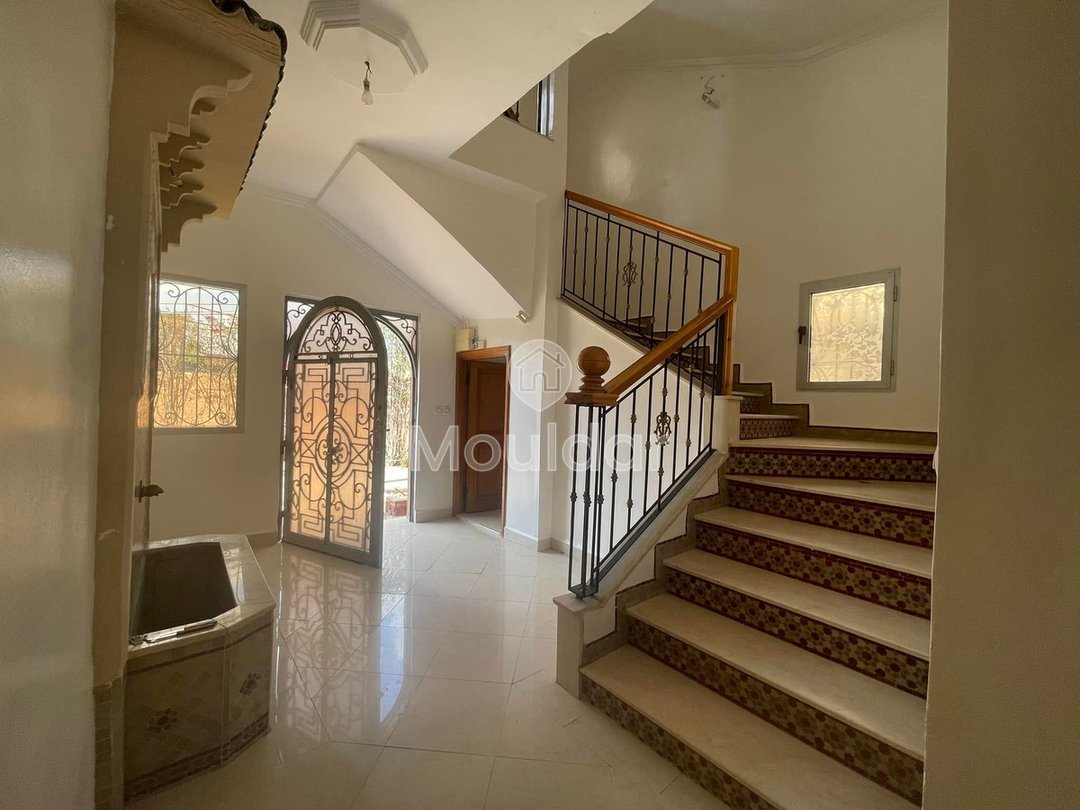 Villa de Luxe à Louer à Marrakech avec Balcon et 5 Chambres - Photo 17