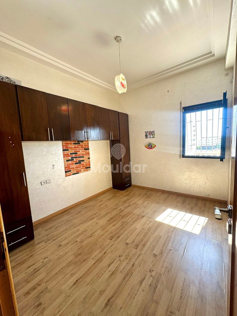Apartment for Sale in Fes: 3 Bedrooms, Balcony, Elevator - Photo 11