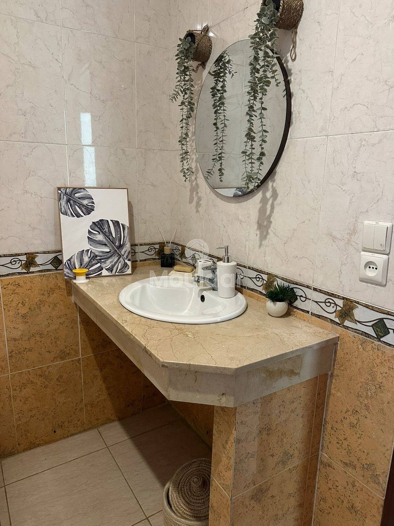 Casablanca'da kiralık daire: 2 yatak odası ile teras - Photo 11