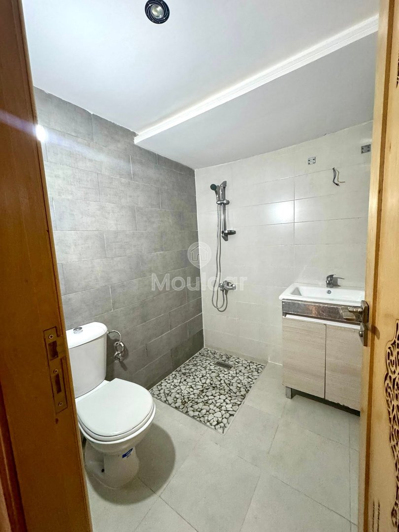 Apartment for Sale in Fes: 3 Bedrooms, Balcony, Elevator - Photo 17