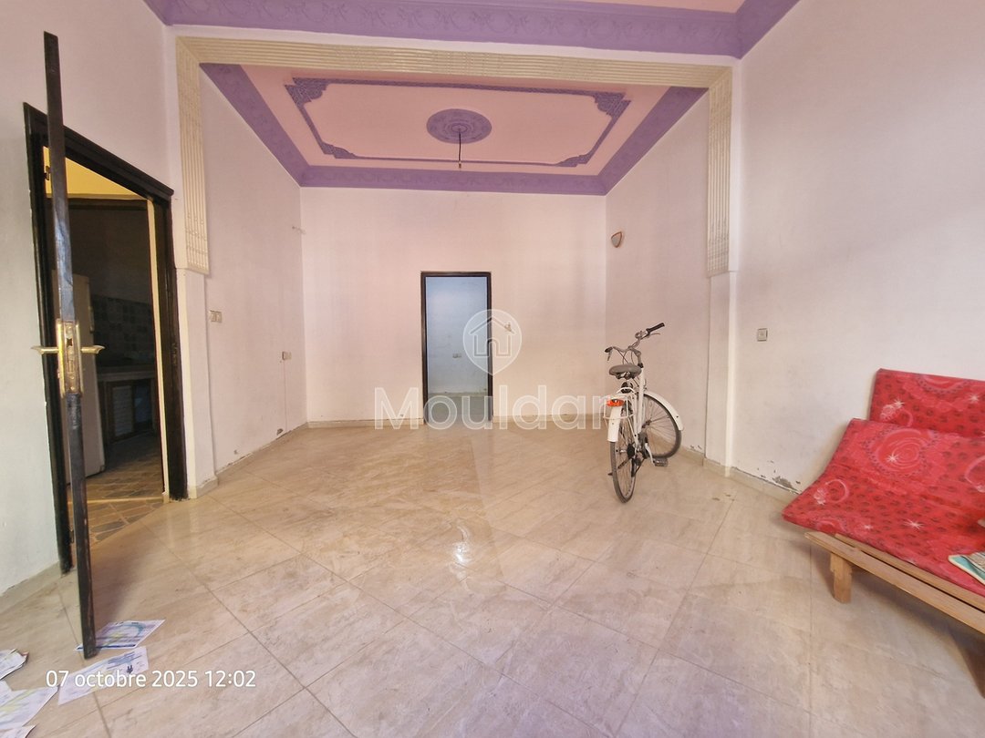 Casă frumoasă de vânzare în Ksar el-Kebir cu balcon - Photo 1