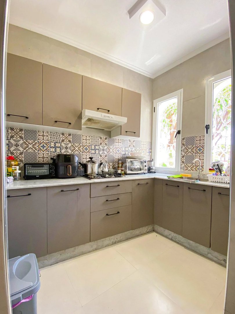 الهروب إلى طنجة: شقة عطلات مع تراس وأمان - Photo 13