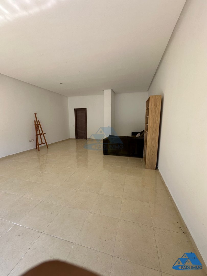 SALE OF STORE IN THE HADDADA DISTRICT IN KENITRA - Photo 1