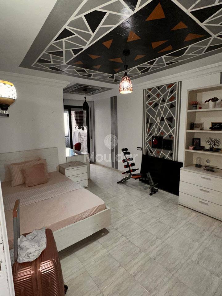 For Sale: Modern 2-Bedroom Apartment in Maarif, Casablanca - Photo 2