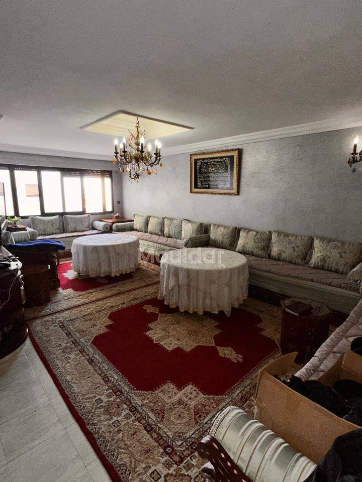 For Sale: Modern 2-Bedroom Apartment in Maarif, Casablanca - Photo 1