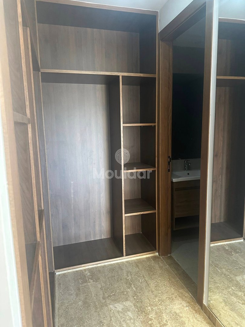 شقة للإيجار في دار بوعزة: الراحة والأناقة - Photo 7