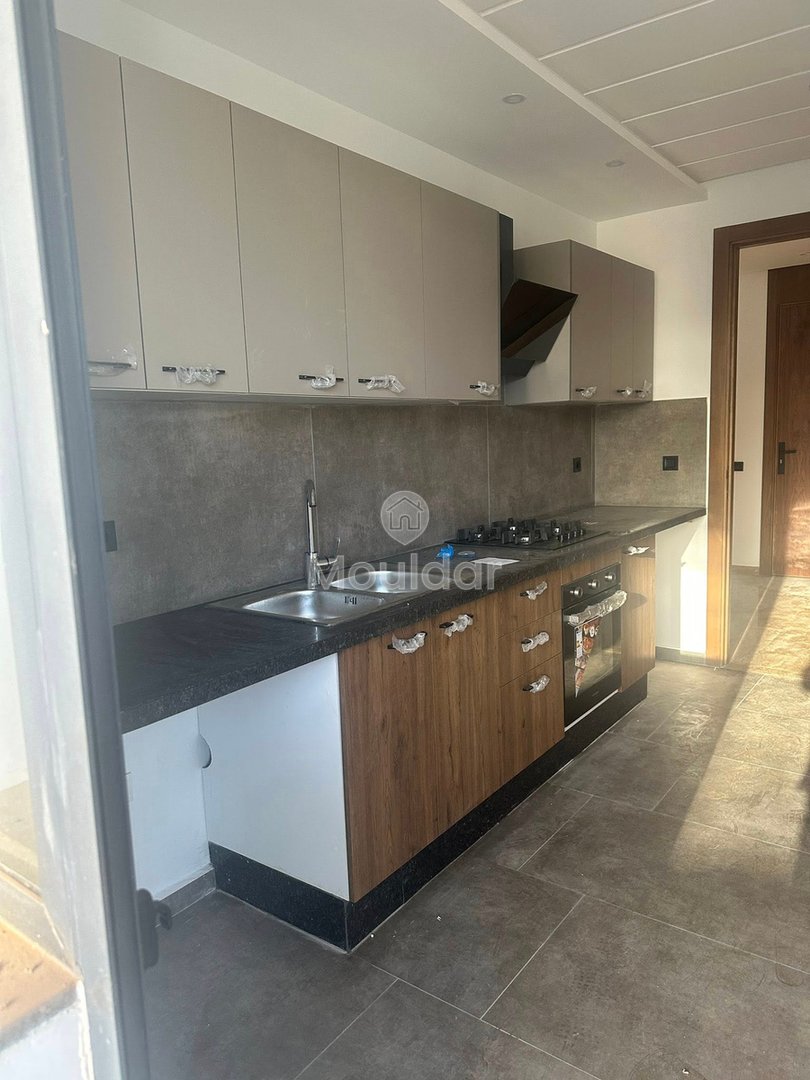 شقة للإيجار في دار بوعزة: الراحة والأناقة - Photo 14